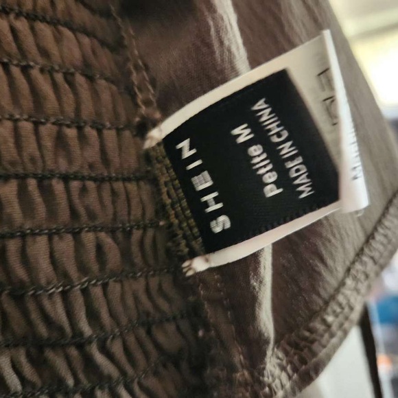 Shein Green Petite M Romper - Picture 2 of 3